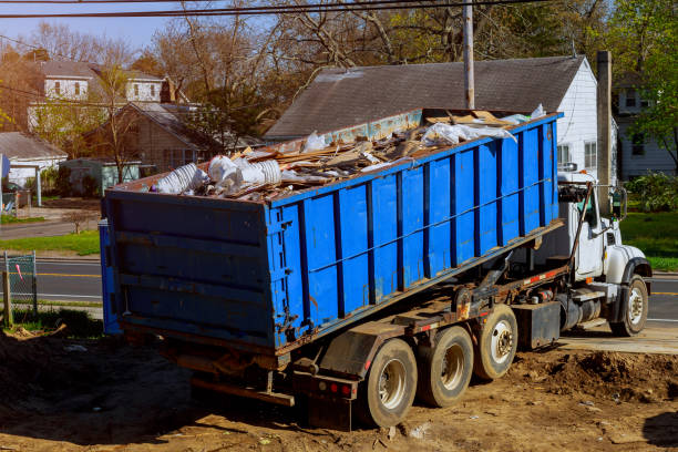 Best Garage Cleanout  in Wellman, IA